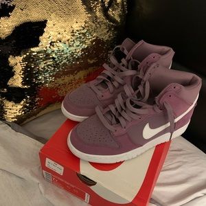 Nike Dunk High